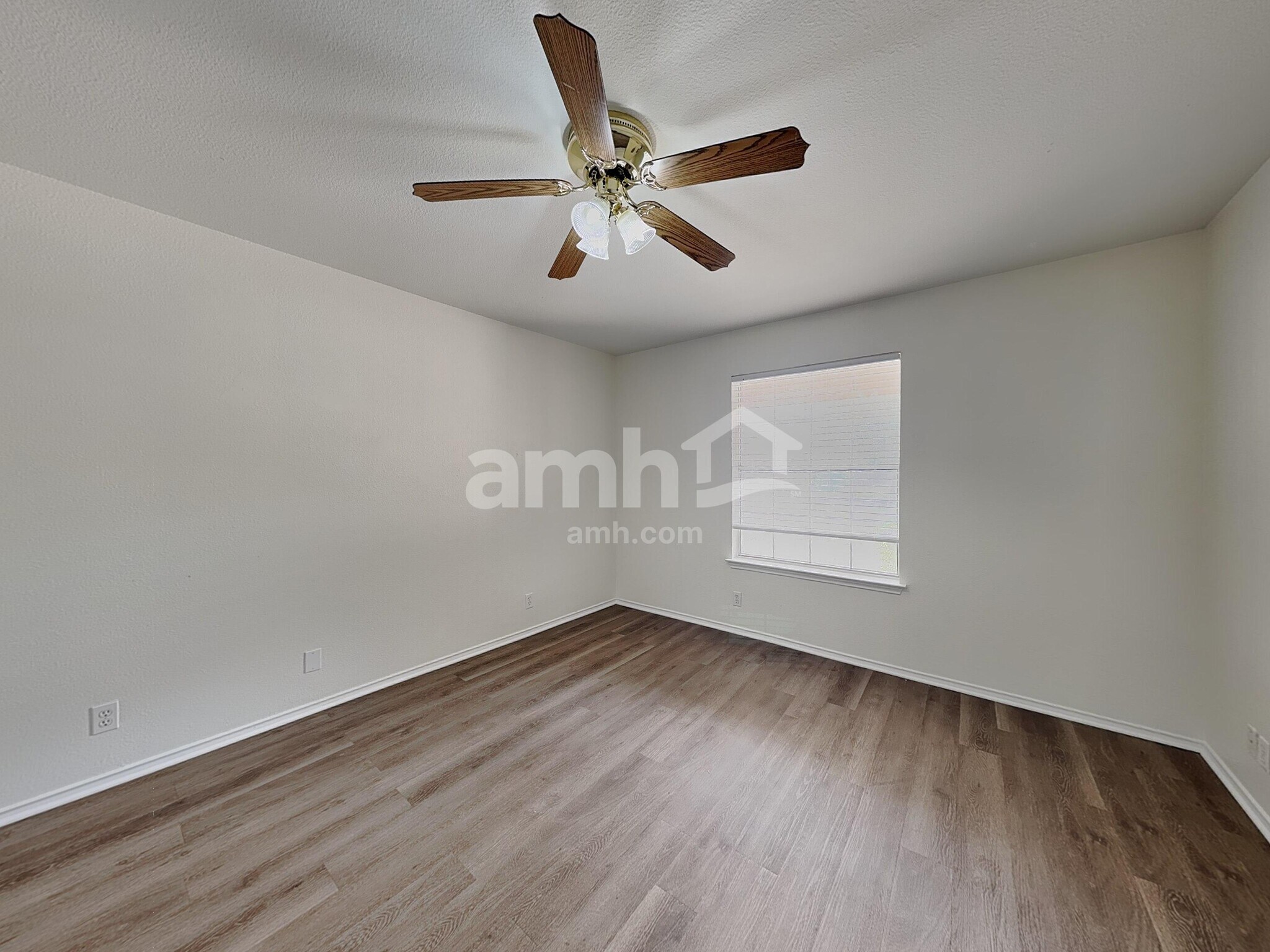 Building Photo - 602 Jessica Pl