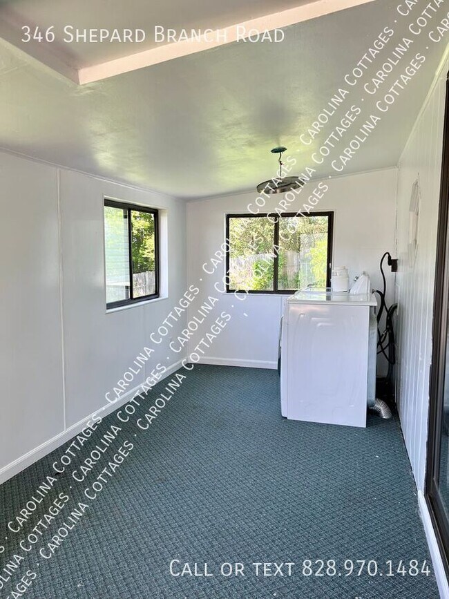 Building Photo - 346 Sheppard Branch Rd