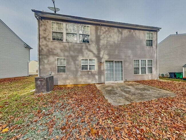 Building Photo - 8627 Challenger Dr