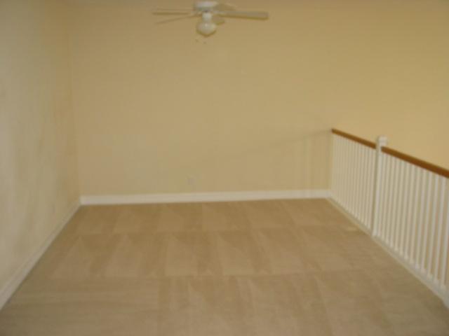 Building Photo - 539 Hedgewood Dr