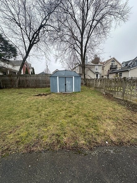 Building Photo - 28 Olcott St