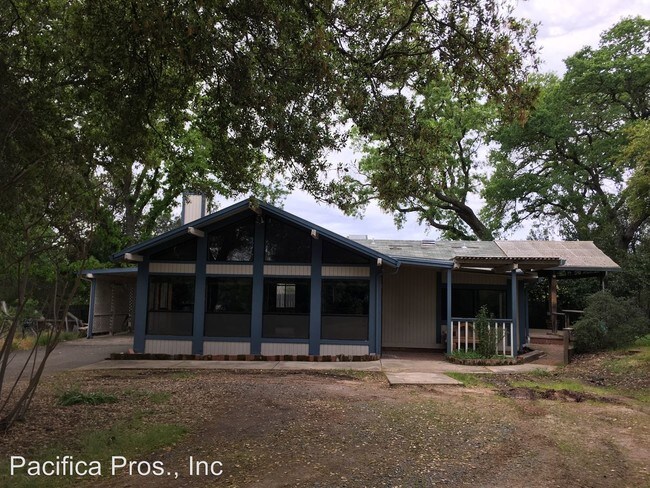 Building Photo - 7521 Kalamazoo Dr