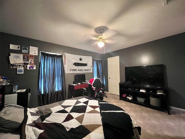 Building Photo - 15126 Turkey Creek Dr