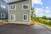 Building Photo - West AVL Cottage 112