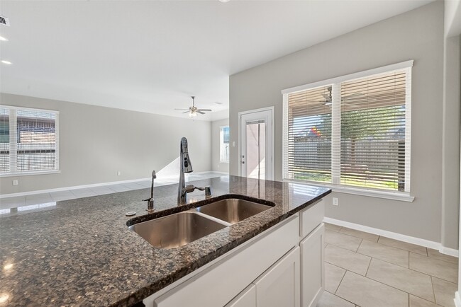 Building Photo - 5810 Metaphor Wy