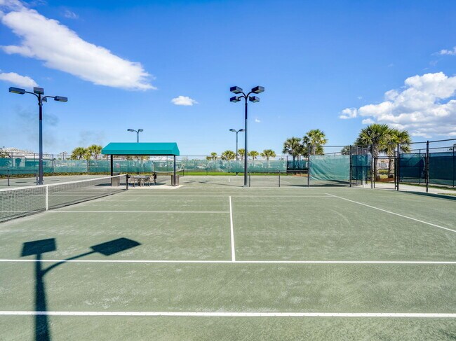 Building Photo - 837 SE Courances Dr