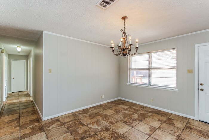 Building Photo - 218 Leighton Dr