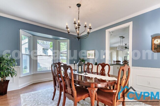 Building Photo - 13017 Weiss Dr
