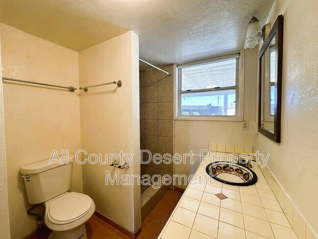 Building Photo - 44651 San Pascual Ave