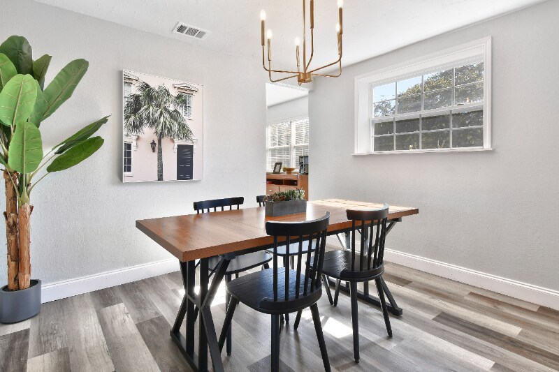 Building Photo - 7335 10th Ave N