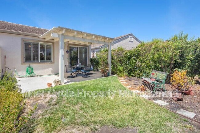 Building Photo - 310 Upton Pyne Dr