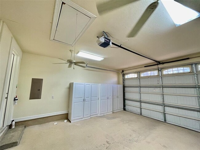 Building Photo - 20603 Highland Lake Loop