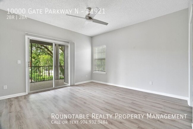 Building Photo - 10000 Gate Pkwy N