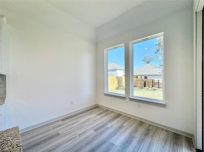 Building Photo - 500 Deerpath St