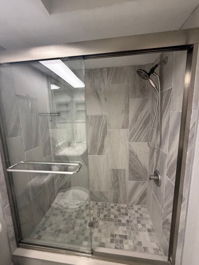 Building Photo - Classic Comfort in Rainbow Springs Country Club Estates