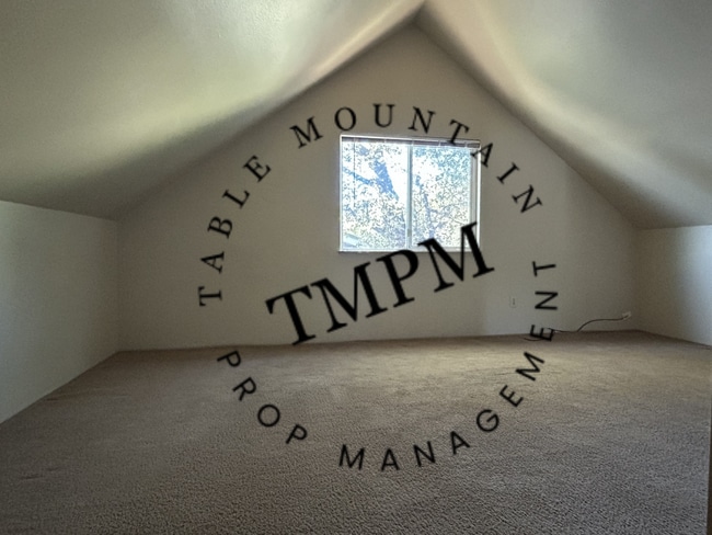 Building Photo - 37 Linda Dr