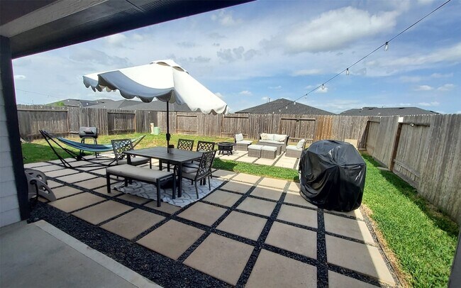 Building Photo - 3839 Sparkman Ln