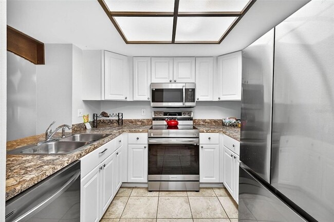 Building Photo - 7809 Niagara Ave