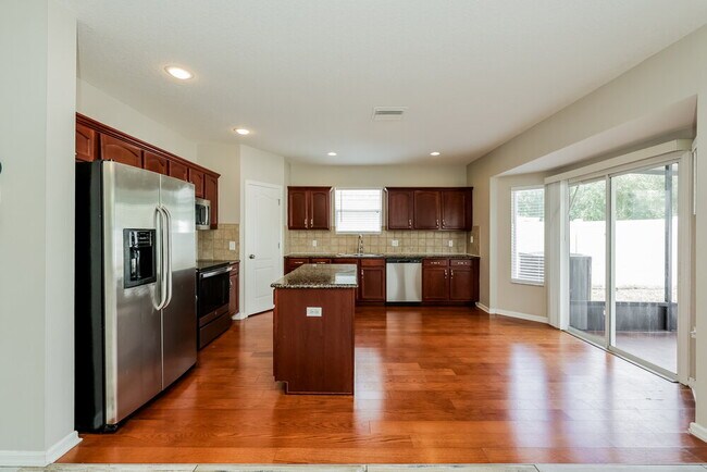 Building Photo - 12661 Evington Point Dr