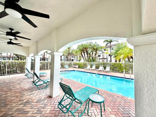 Building Photo - 112 Bayfront Dr