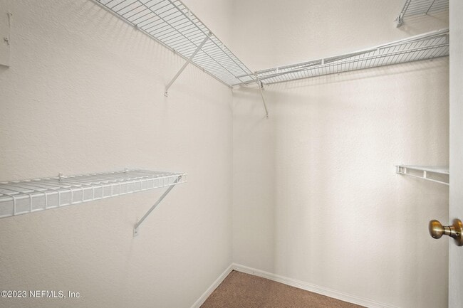 Building Photo - 13810 Sutton Park Dr N