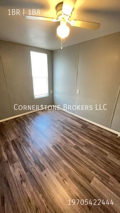 Building Photo - 305 Colorado-1