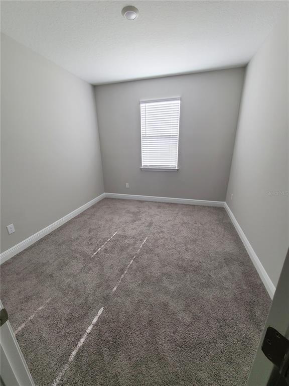 Building Photo - 2518 Warren Acrs Blvd