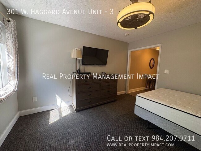Building Photo - 301 W Haggard Ave