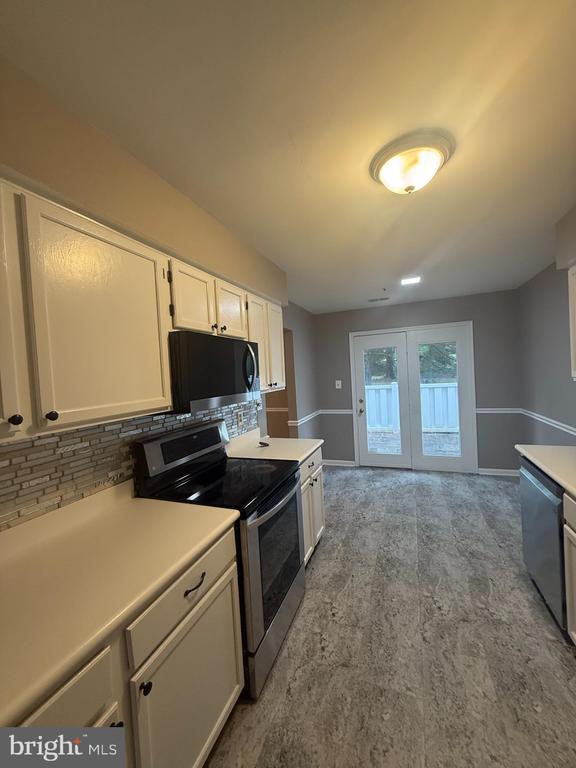 Building Photo - 13710 Creola Ct