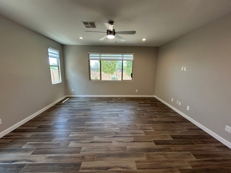 Building Photo - 27974 N 176th Ln