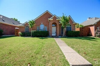 Building Photo - 4812 Holly Berry Dr