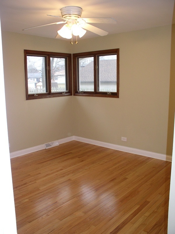 Building Photo - 408 N Iowa Ave