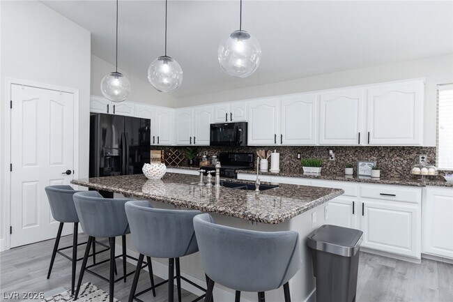 Building Photo - 1596 Bozeman Dr