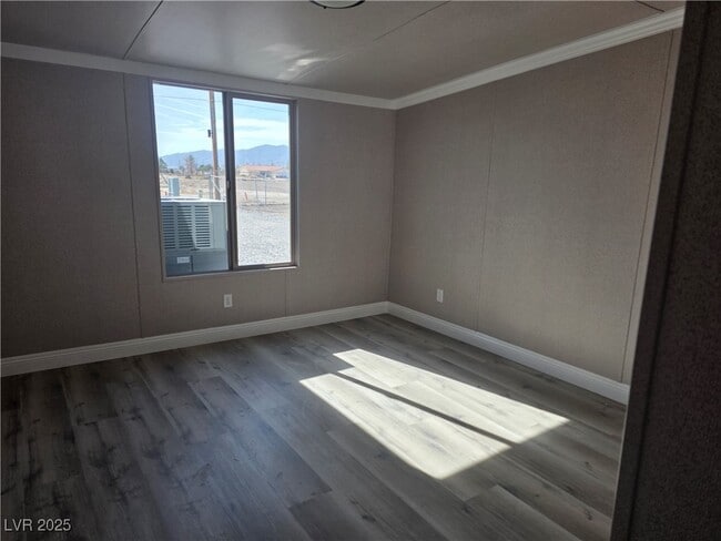 Building Photo - 1611 E Gamebird Rd