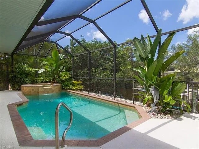 Building Photo - 27100 Flamingo Dr