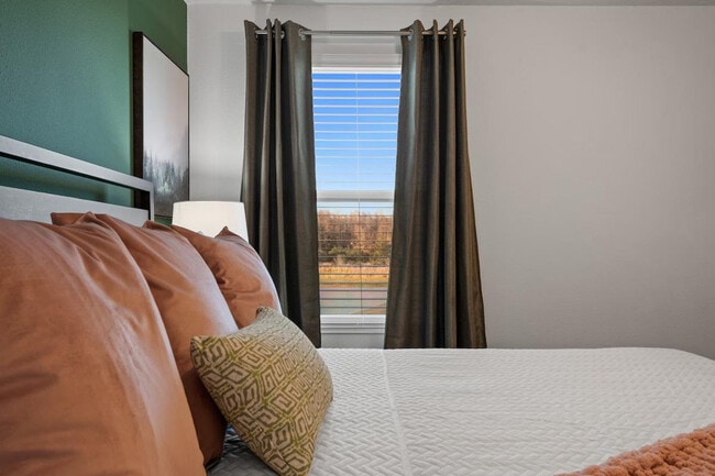 Building Photo - 4201 Paragraph Dr