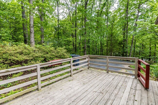 Building Photo - 1476 Gray Stone Court - Millcreek