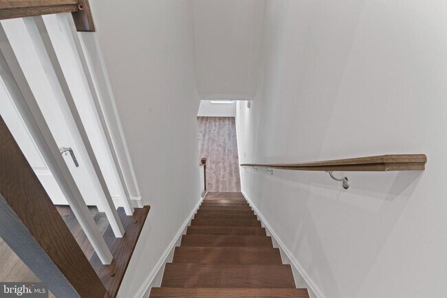 Building Photo - 20935 Bluebird Sq