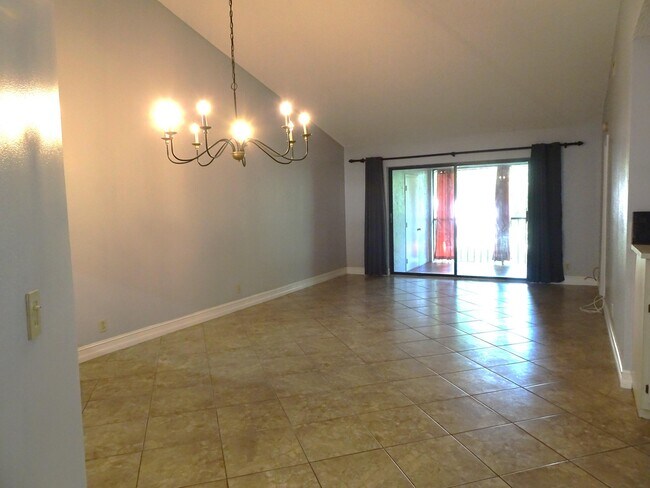 Building Photo - 12260 Sag Harbor Ct