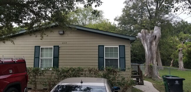 Building Photo - 6519 De Priest St