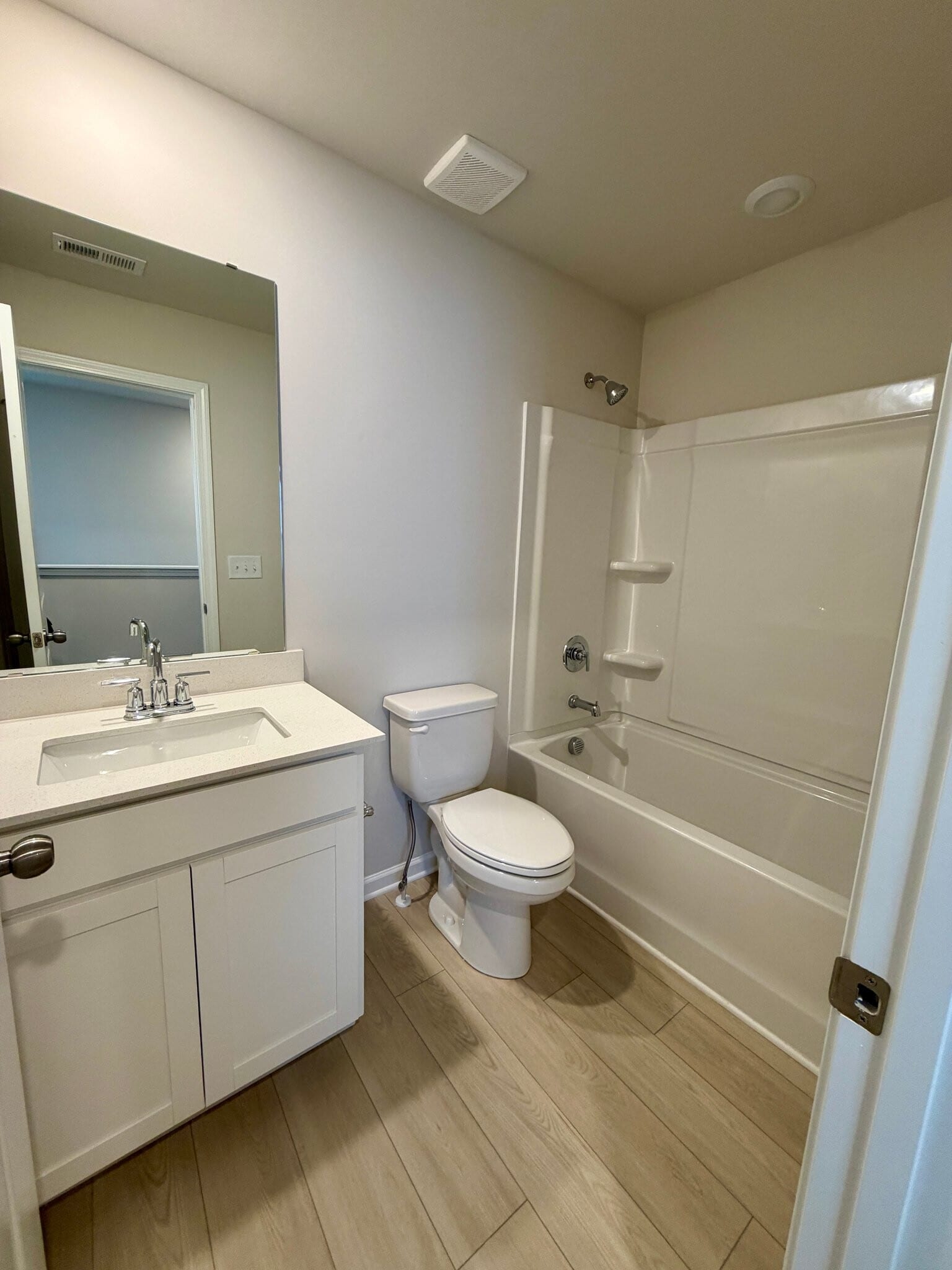 Building Photo - 401 Mopar Ln