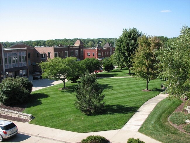 Building Photo - 1BR/1BA, Cherry Hill, Upscale Loft with Balcony!