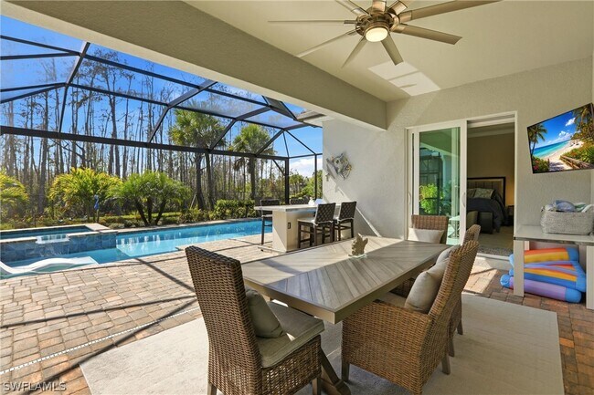 Building Photo - 13615 Blue Bay Cir