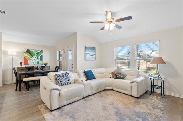 Building Photo - 1109 Blossom Ct Dr