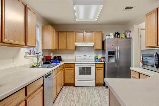 Building Photo - 6704 Quinton Dr