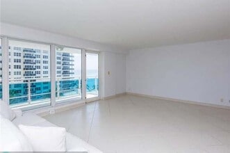 Building Photo - 3430 Galt Ocean Dr