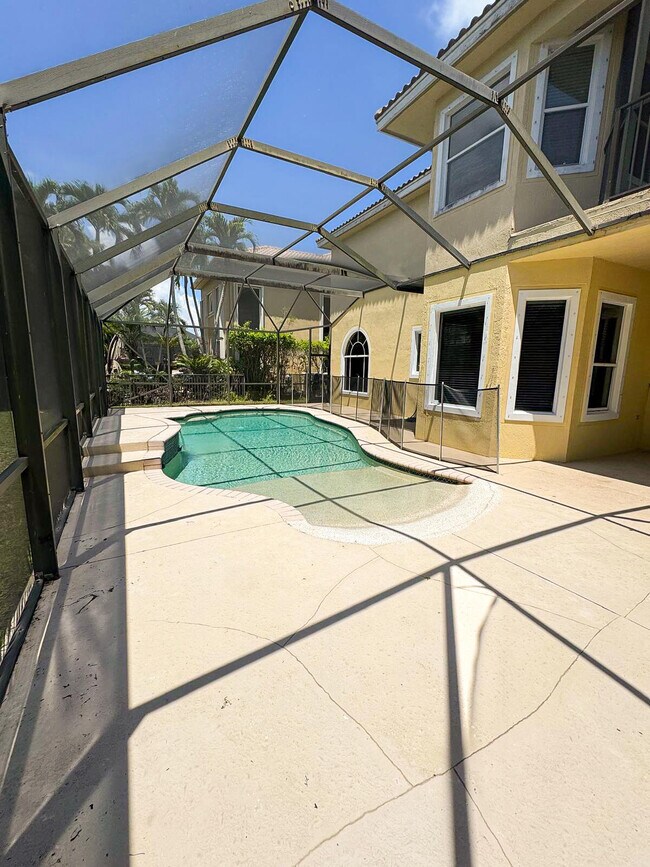 Building Photo - 7477 NW 114th Terrace