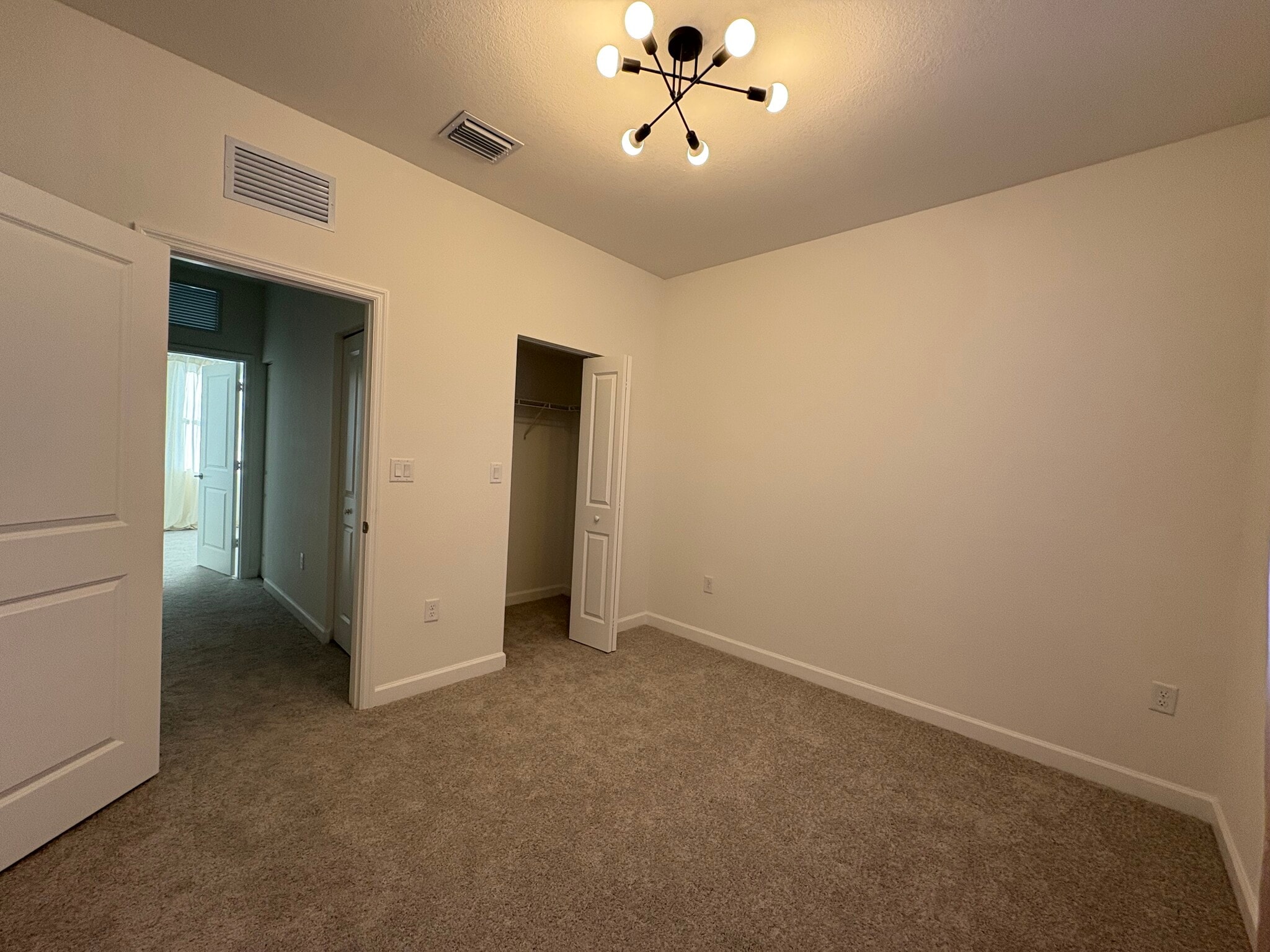 Building Photo - 27700 SW 156th Ct