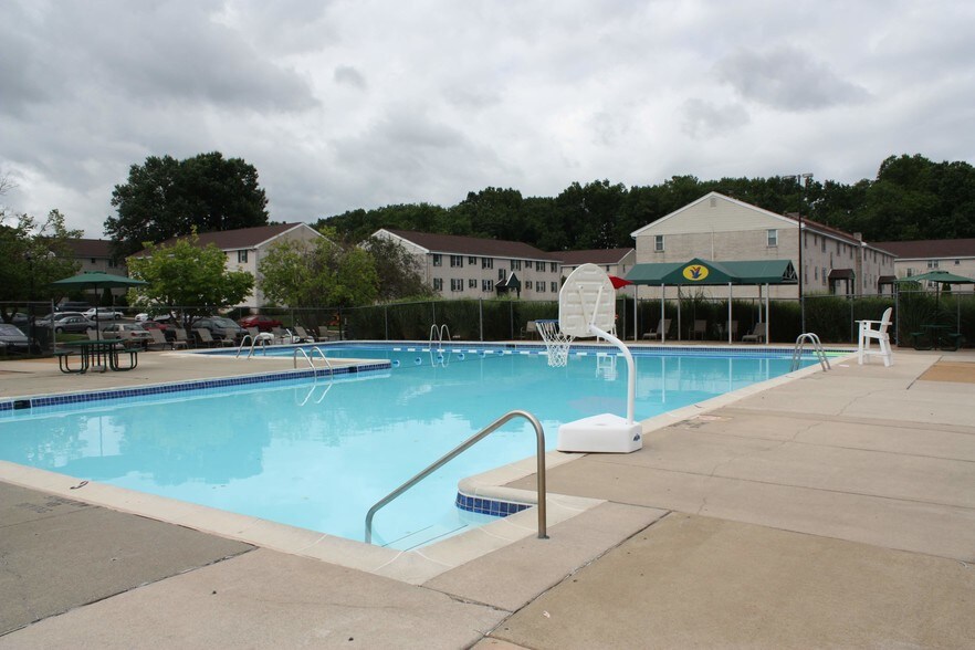 Harbor Club Apartments 26 Cheswold Blvd Newark DE 19713 Apartment