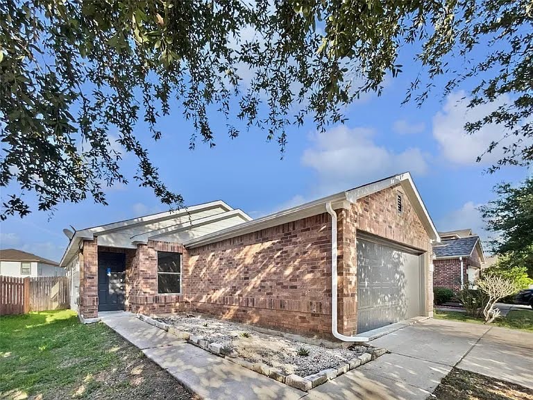 Building Photo - 11218 Barns Trail